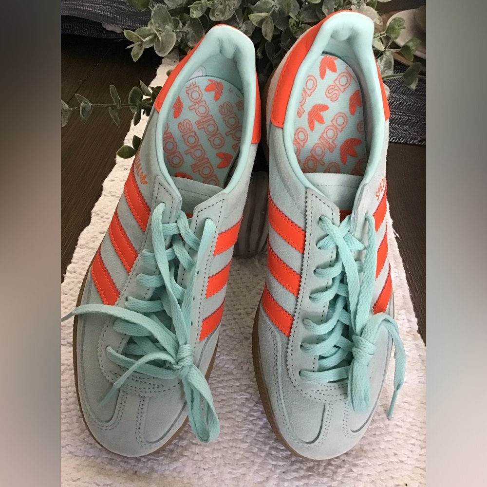 Adidas Handball Spezial Semi Flash Aqua Women’s Size 7 - Picture 3 of 10